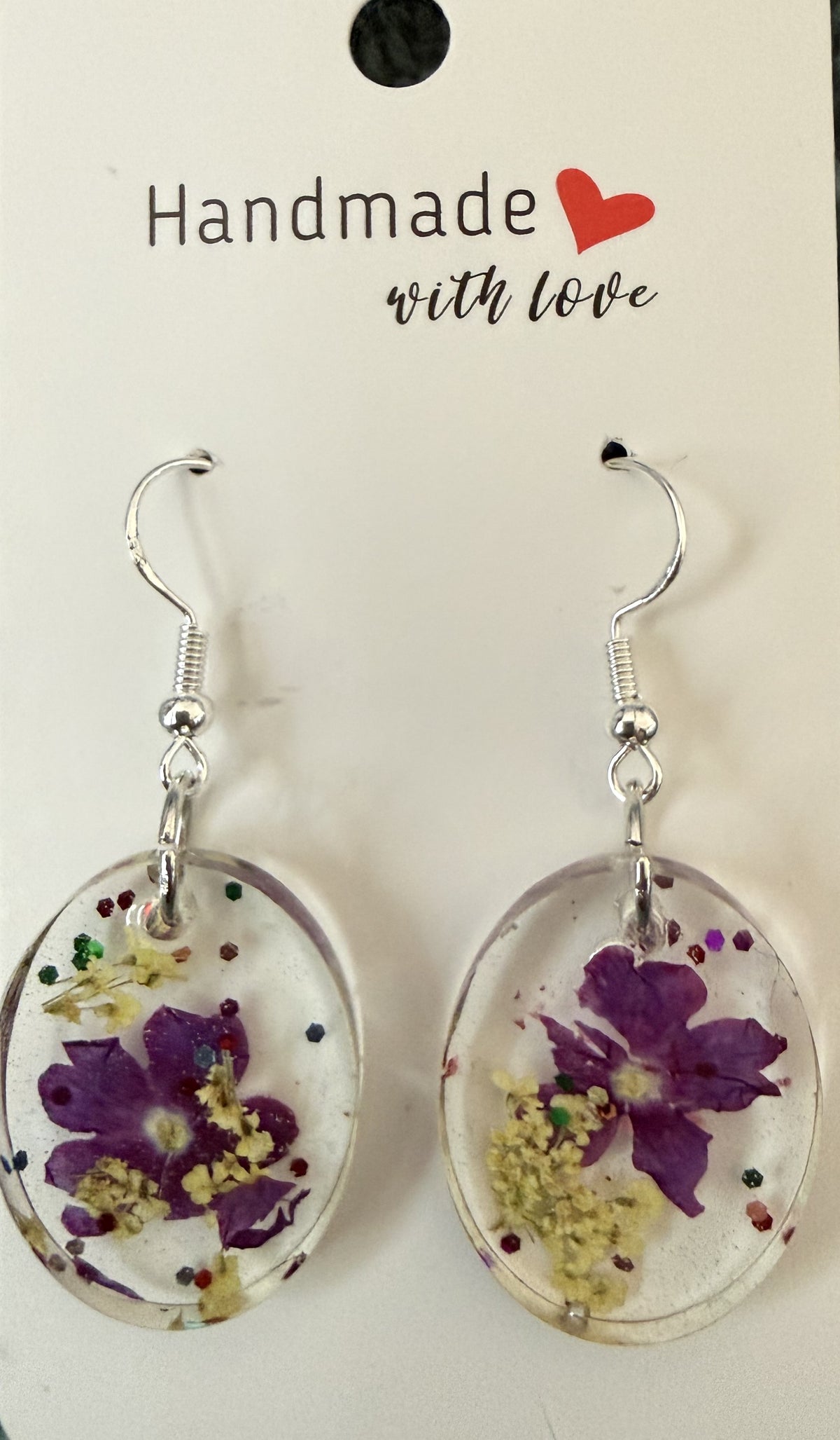 Resin dried plant/flower earrings